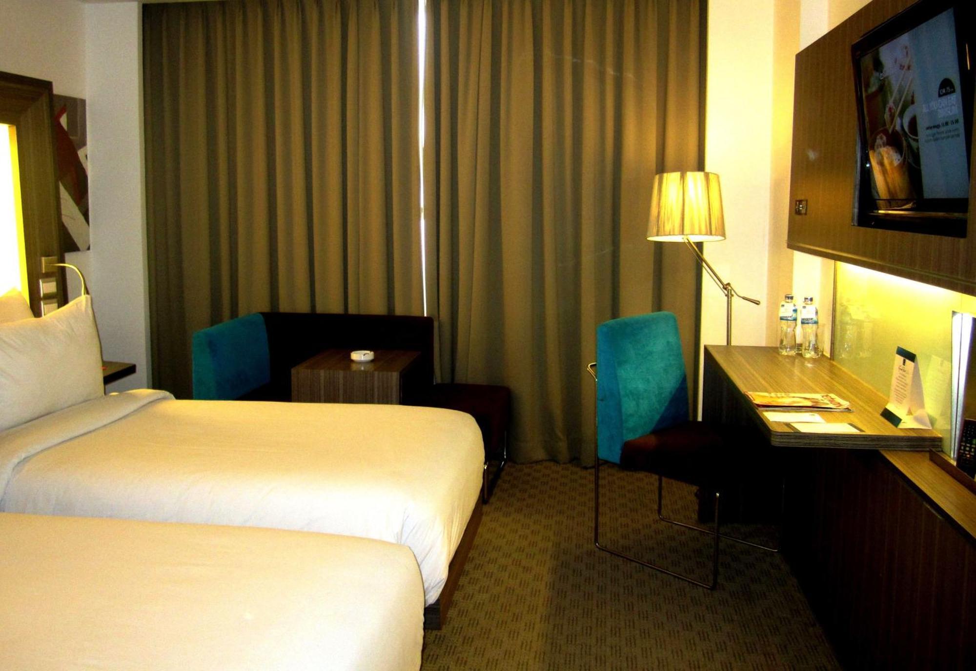 Novotel Bangka Hotel & Convention Center Pangkal Pinang Chambre photo