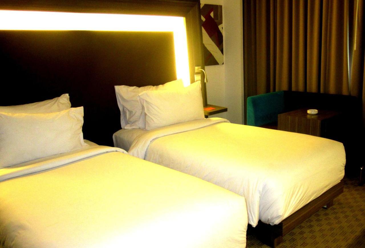Novotel Bangka Hotel & Convention Center Pangkal Pinang Extérieur photo