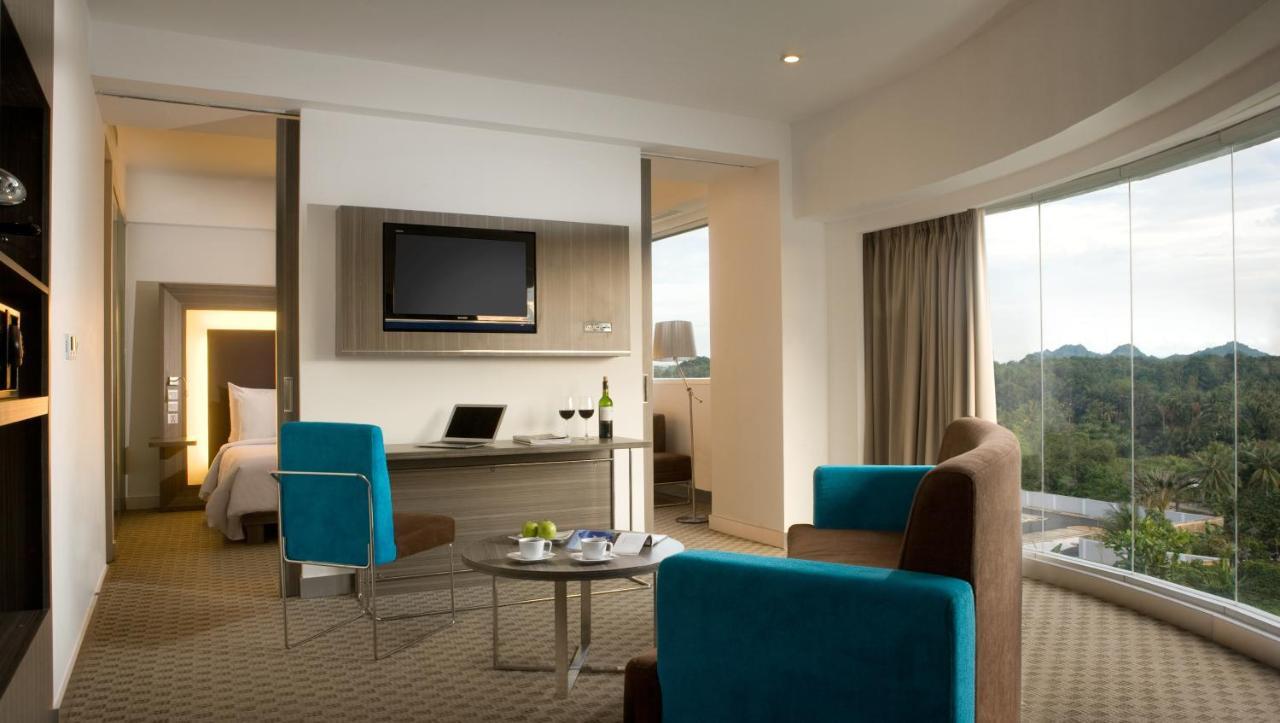Novotel Bangka Hotel & Convention Center Pangkal Pinang Extérieur photo